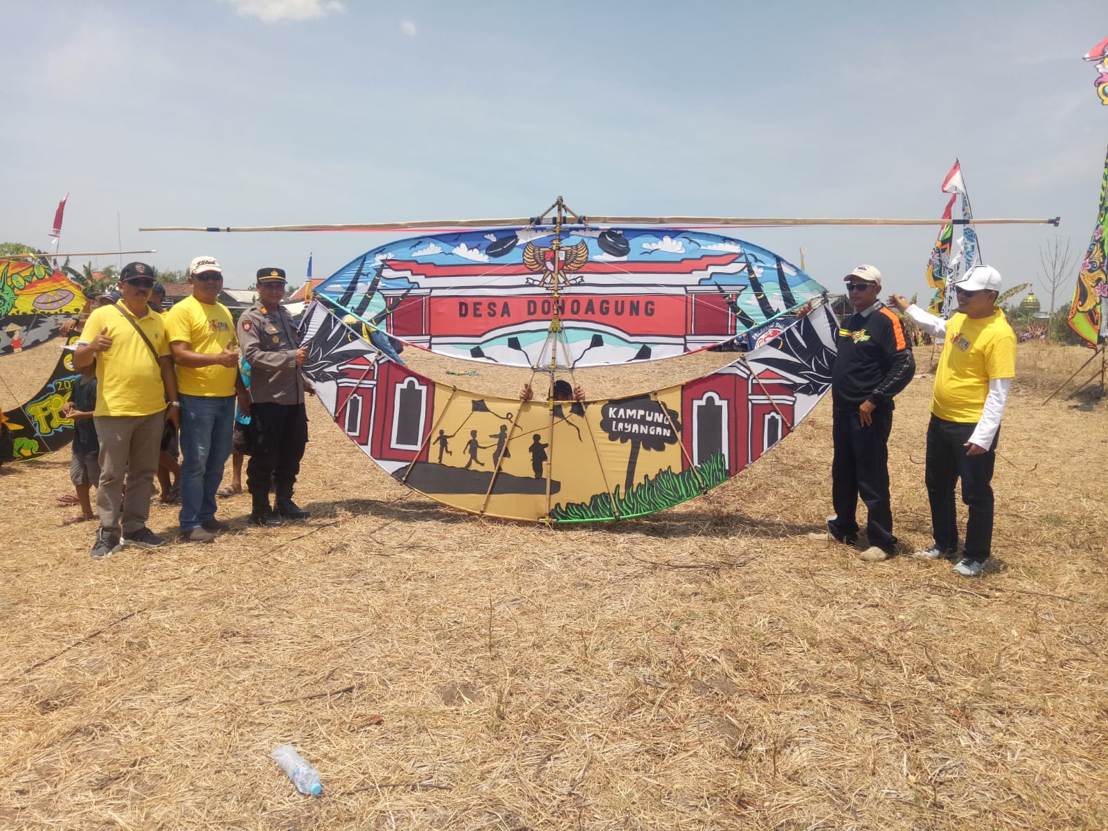 festival-layang-layang-dohoagung-tahun-2022-tingkat-lokal-nasional